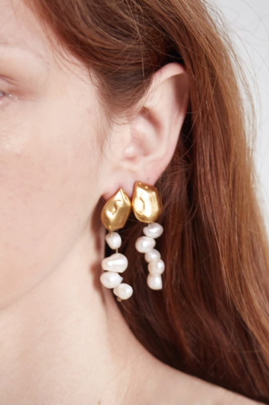 Racimo Earrings